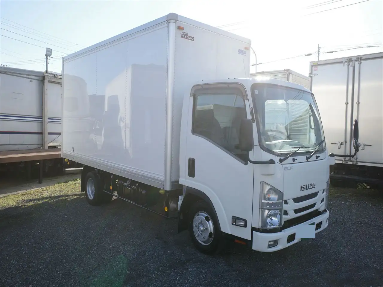 いすゞ エルフ 小型 アルミバン サイドドア TRG-NLR85ANの中古トラック画像2