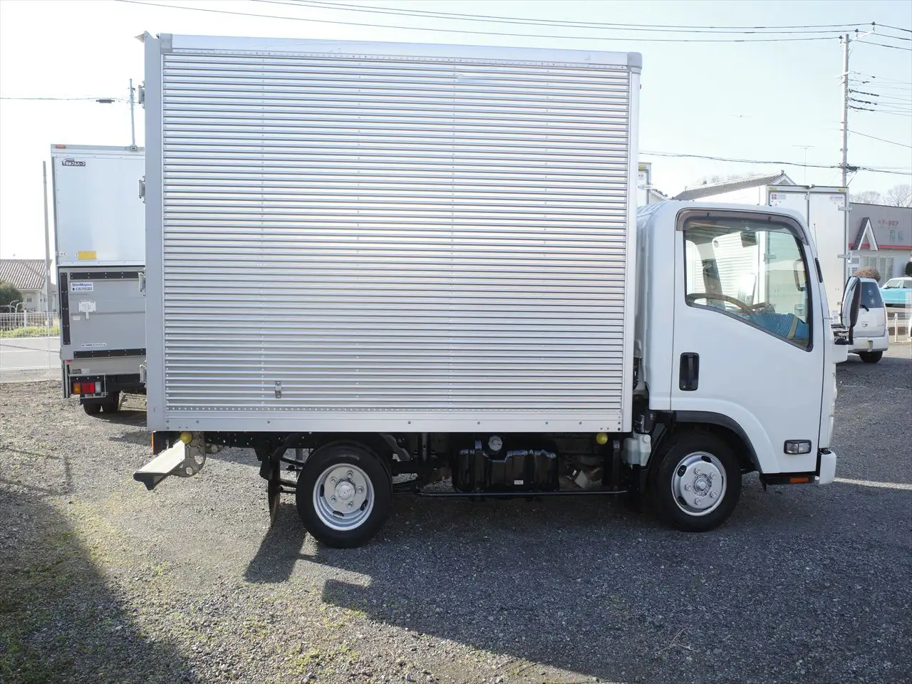 いすゞ エルフ 小型 アルミバン TRG-NLR85AN H31/R1の中古トラック画像3