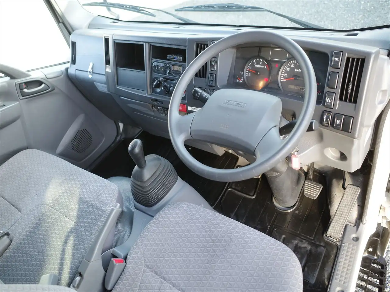 いすゞ エルフ 小型 アルミバン TRG-NLR85AN H31/R1の中古トラック画像11