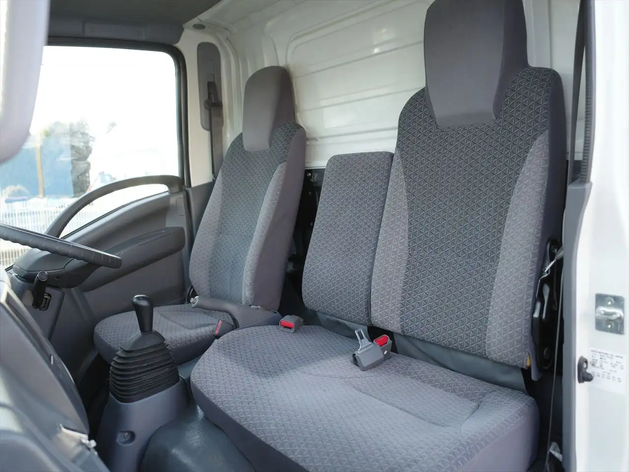 いすゞ エルフ 小型 アルミバン TRG-NLR85AN H31/R1の中古トラック画像14