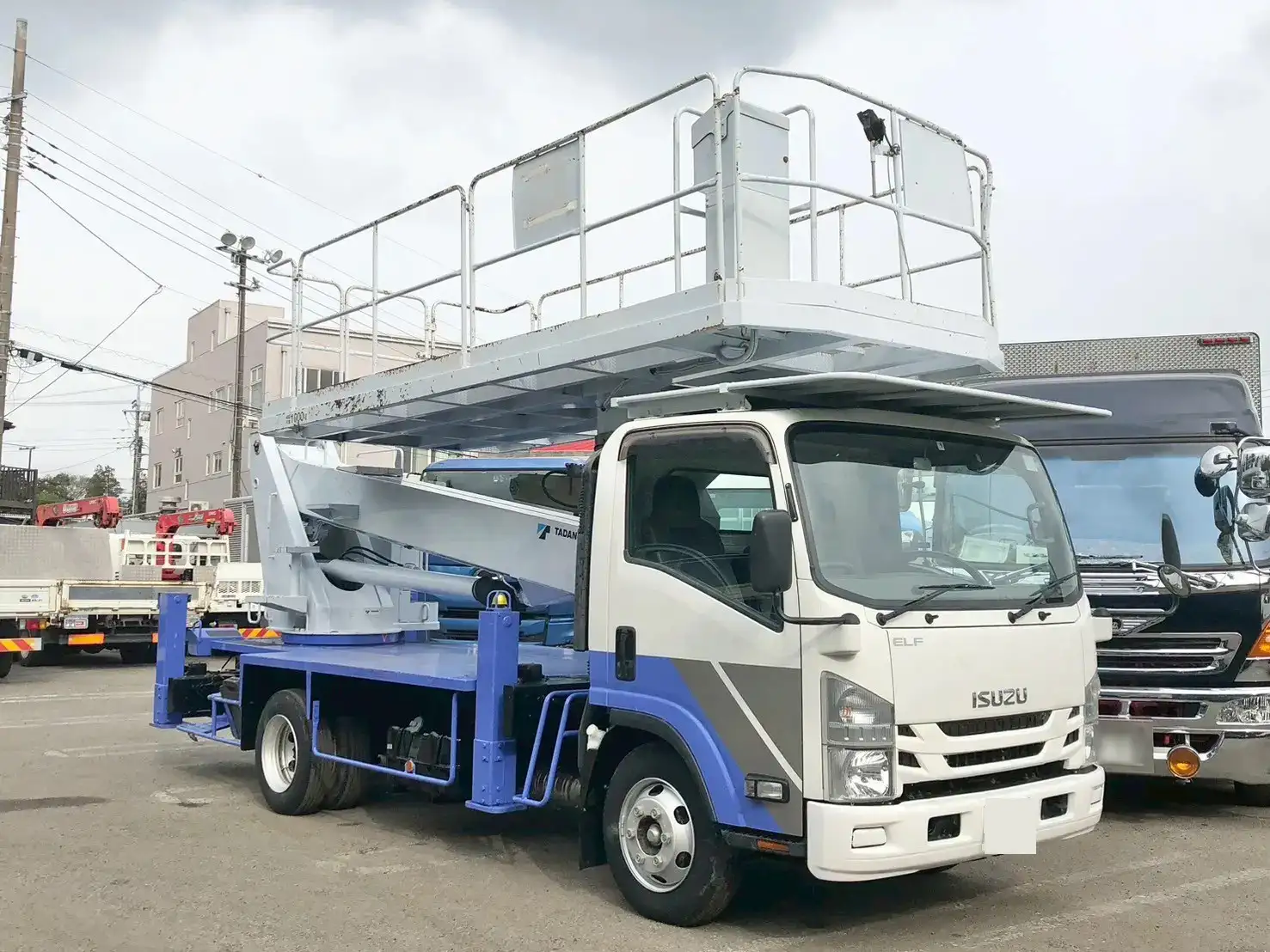 いすゞ エルフ 小型 高所・建柱車 高所作業車 TPG-NPR85Nの中古トラック画像2