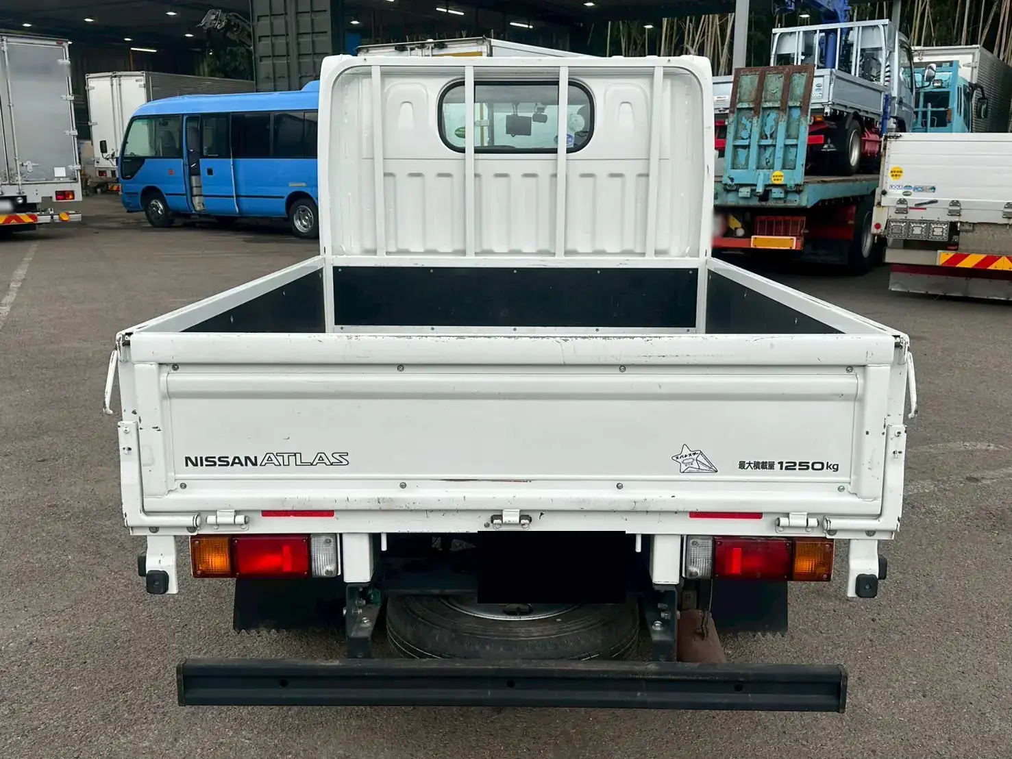 日産 アトラス 小型 平ボディ Wキャブ CBF-SQ2F24の中古トラック画像4