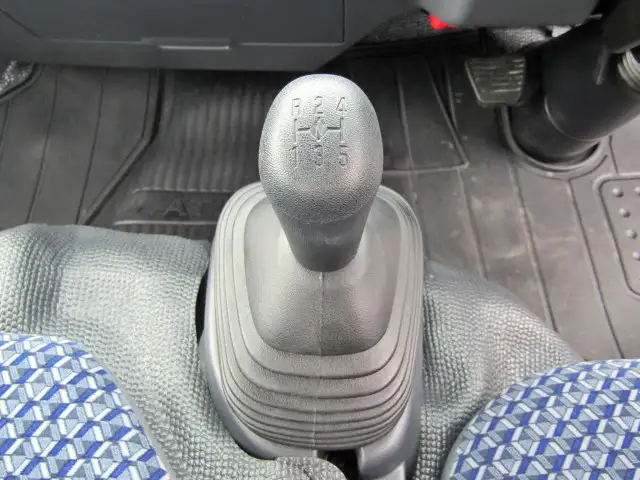 日産 アトラス 小型 平ボディ 2RG-AHS88A R6の中古トラック画像15