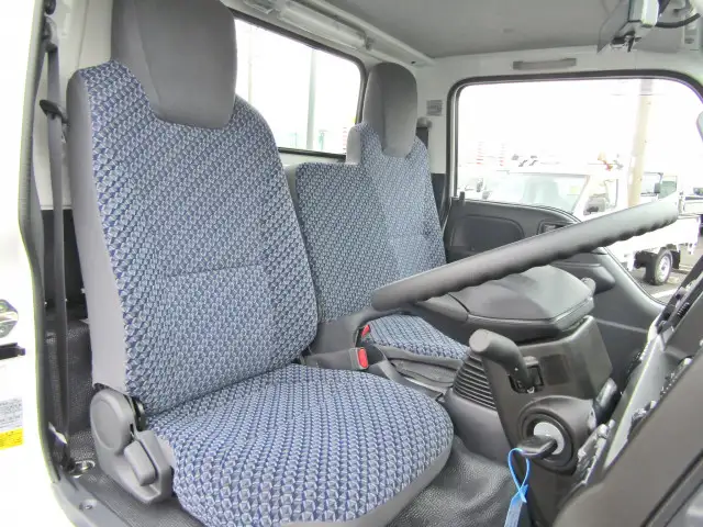日産 アトラス 小型 平ボディ 2RG-AHS88A R6の中古トラック画像10
