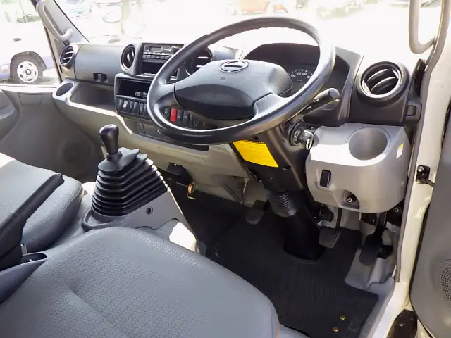 日野 デュトロ 小型 クレーン付 4段 ラジコンの中古トラック画像12