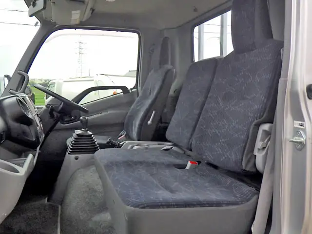 トヨタ トヨエース 小型 平ボディ 2RG-XZU710 H31/R1の中古トラック画像9