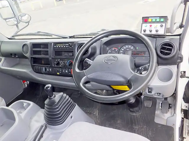 日野 デュトロ 小型 パッカー車 プレス式 TKG-XZU710Mの中古トラック画像12
