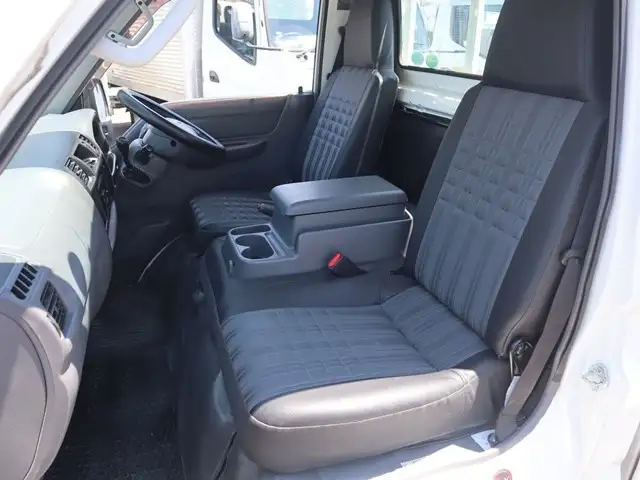マツダ ボンゴ 小型 平ボディ DBF-SLP2T R2の中古トラック画像12