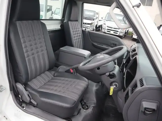 マツダ ボンゴ 小型 平ボディ DBF-SLP2T R2の中古トラック画像11