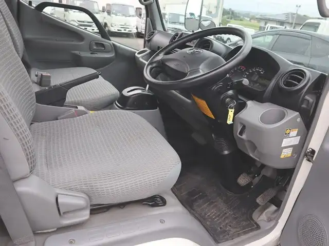 トヨタ ダイナ 小型 平ボディ QDF-KDY221 R3の中古トラック画像11