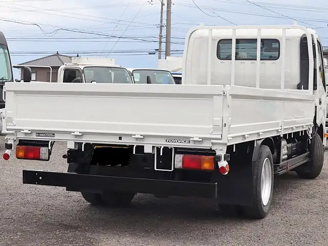 トヨタ トヨエース 小型 平ボディ 2RG-XZU710 R2の中古トラック画像3