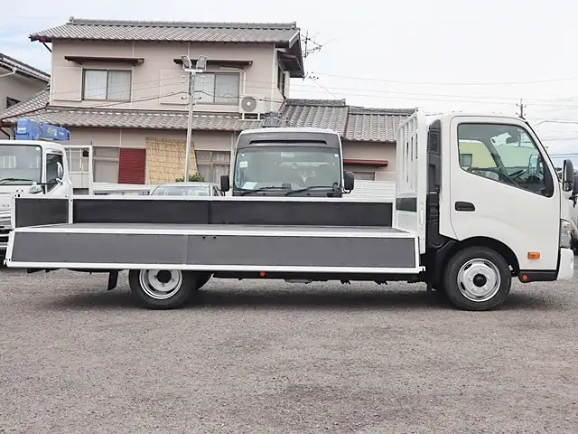 トヨタ トヨエース 小型 平ボディ 2RG-XZU710 R2の中古トラック画像6