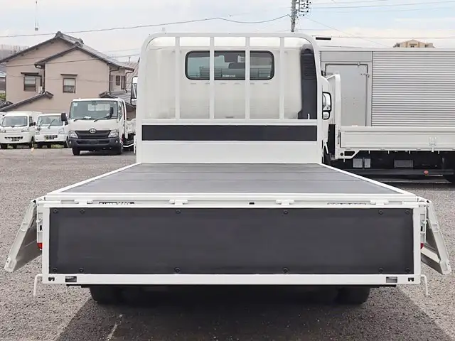 トヨタ トヨエース 小型 平ボディ 2RG-XZU710 R2の中古トラック画像8