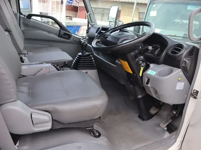 トヨタ トヨエース 小型 平ボディ 2RG-XZU710 R2の中古トラック画像11