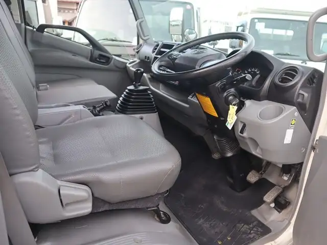 トヨタ ダイナ 小型 平ボディ 2KG-XZU720 R2の中古トラック画像11