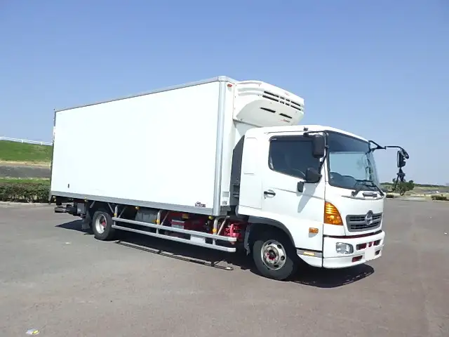 日野 レンジャー 中型/増トン 冷凍冷蔵 低温 パワーゲートの中古トラック画像2