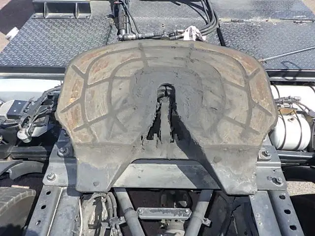 いすゞ ギガ 大型 トラクター ハイルーフ 1デフの中古トラック画像9