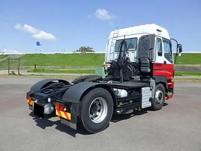 いすゞ ギガ 大型 トラクター ハイルーフ 1デフの中古トラック画像3