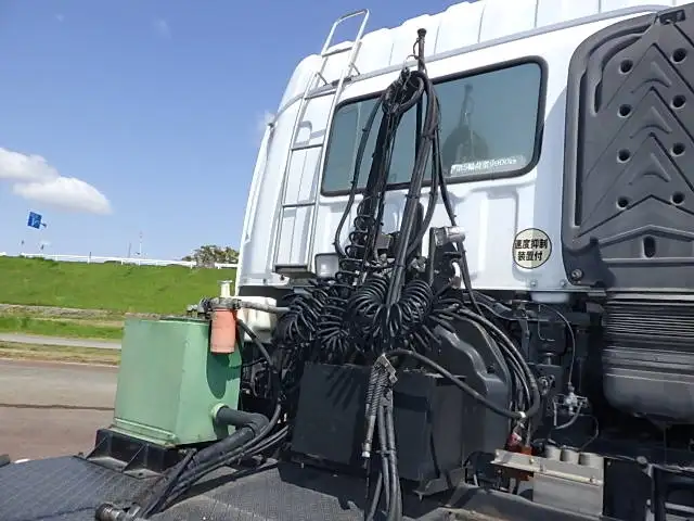 いすゞ ギガ 大型 トラクター ハイルーフ 1デフの中古トラック画像6