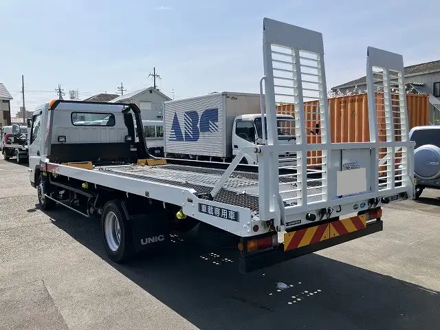 三菱 キャンター 小型 車両重機運搬 ラジコン ウインチの中古トラック画像4