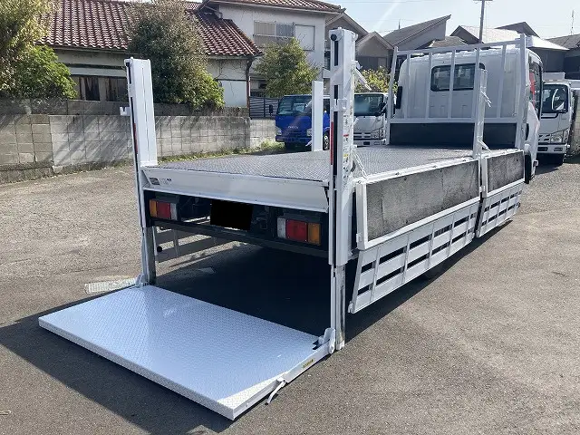 いすゞ エルフ 小型 平ボディ パワーゲート 床鉄板の中古トラック画像6