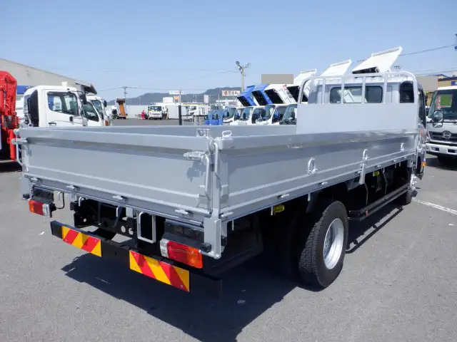 トヨタ ダイナ 小型 平ボディ 床鉄板 TKG-XZU720の中古トラック画像3