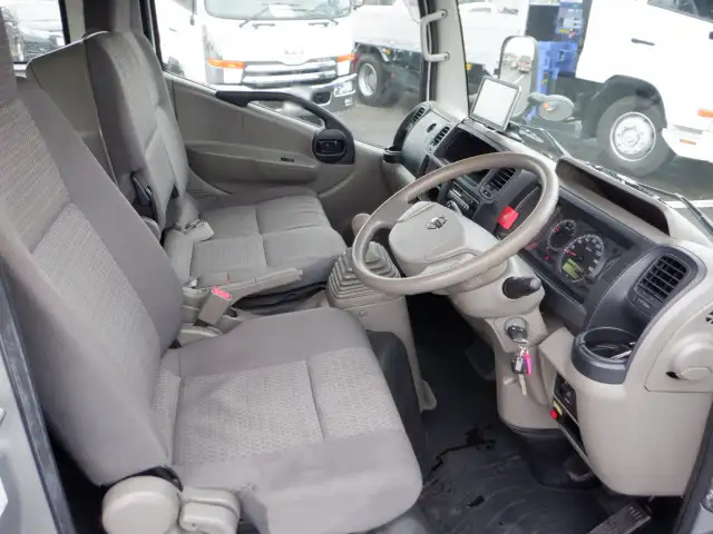 日産 アトラス 小型 平ボディ Wキャブ パワーゲートの中古トラック画像10