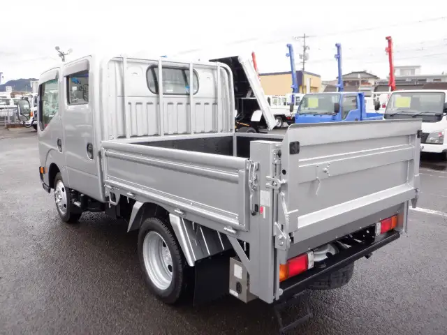 日産 アトラス 小型 平ボディ Wキャブ パワーゲートの中古トラック画像6