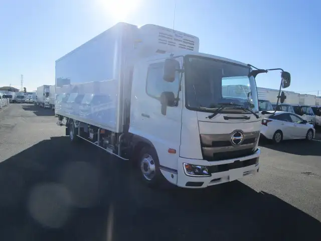 日野 レンジャー 中型/増トン 冷凍冷蔵 低温 パワーゲートの中古トラック画像2
