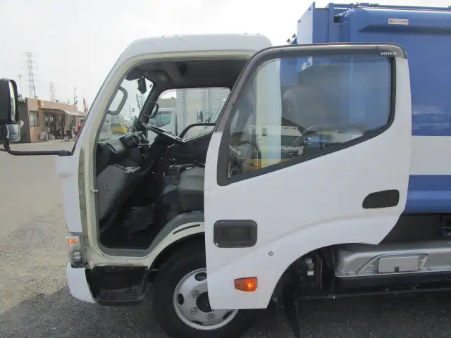 日野 デュトロ 小型 パッカー車 プレス式 TSG-XKU600Xの中古トラック画像12