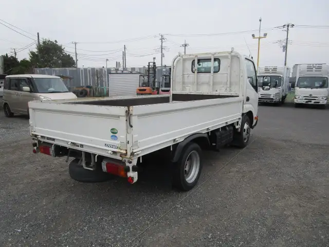 トヨタ ダイナ 小型 平ボディ TPG-XZU605 H29の中古トラック画像4