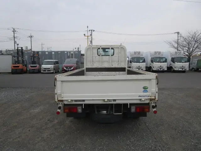トヨタ ダイナ 小型 平ボディ TPG-XZU605 H29の中古トラック画像5