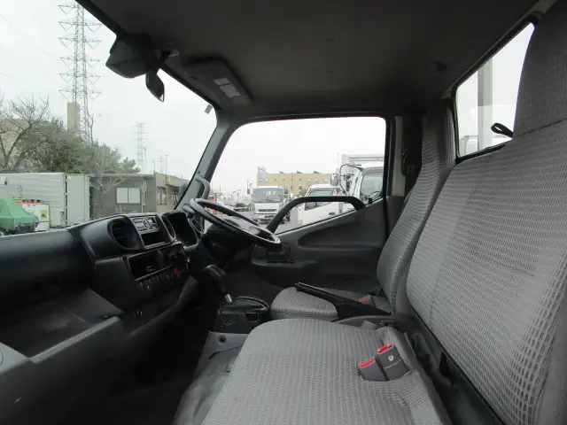 トヨタ ダイナ 小型 平ボディ TPG-XZU605 H29の中古トラック画像14