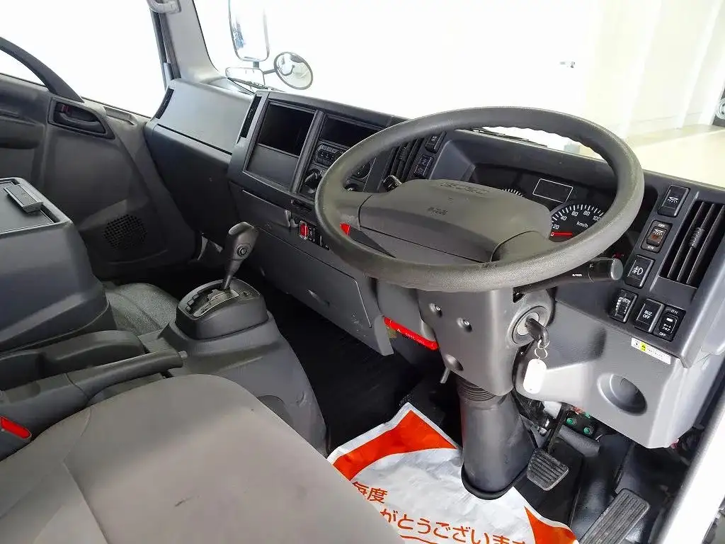 いすゞ エルフ 小型 平ボディ TPG-NPR85YN H27の中古トラック画像10