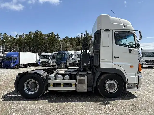 日野 プロフィア 大型 トラクター ハイルーフ 1デフの中古トラック画像2