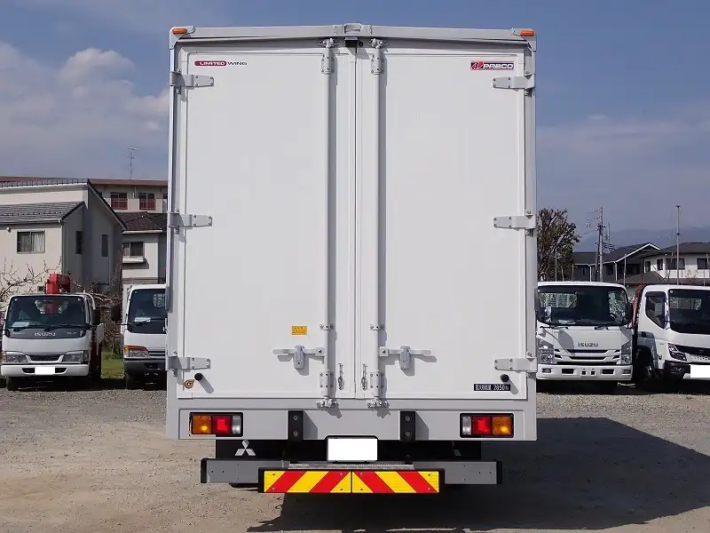 三菱 ファイター 中型/増トン ウイング エアサス ベッドの中古トラック画像5