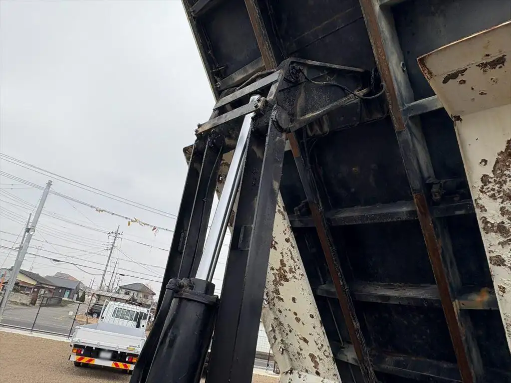 いすゞ ギガ 大型 ダンプ 土砂禁 コボレーンの中古トラック画像16