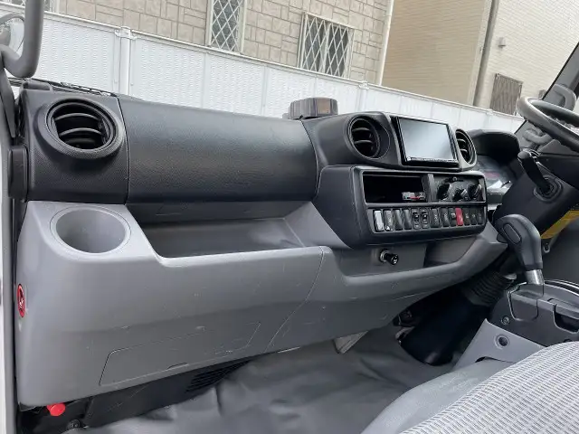 トヨタ ダイナ 小型 アルミバン パワーゲート TPG-XZU605の中古トラック画像13