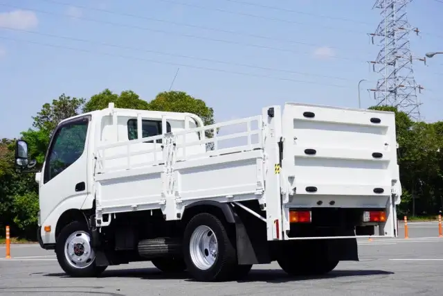 トヨタ トヨエース 小型 平ボディ パワーゲート 床鉄板の中古トラック画像5