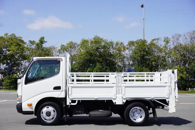 トヨタ トヨエース 小型 平ボディ パワーゲート 床鉄板の中古トラック画像6