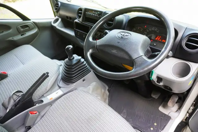 トヨタ トヨエース 小型 平ボディ パワーゲート 床鉄板の中古トラック画像12
