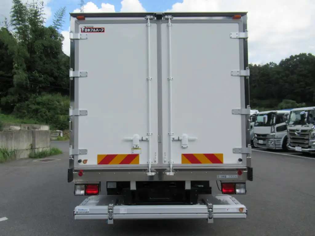 日野 レンジャー 中型/増トン 冷凍冷蔵 低温 パワーゲートの中古トラック画像3