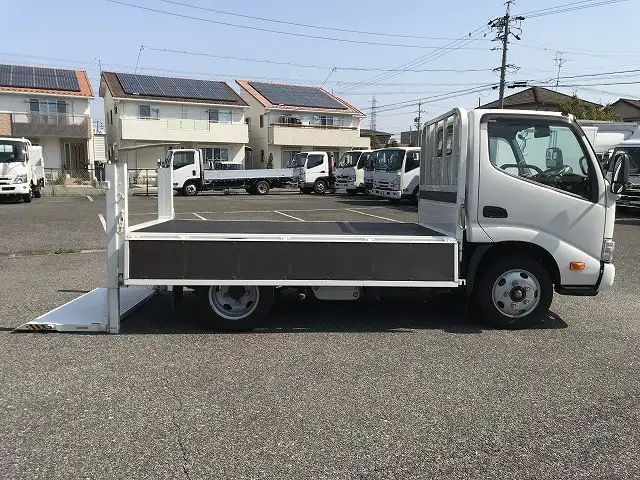 トヨタ ダイナ 小型 平ボディ パワーゲート 2SG-XKU605の中古トラック画像6