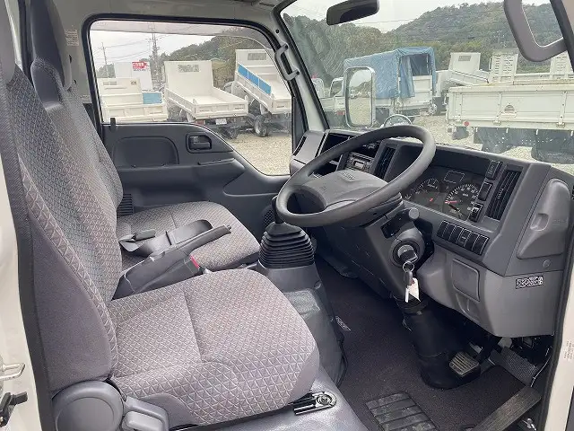 いすゞ エルフ 小型 平ボディ TPG-NHR85A H30の中古トラック画像10