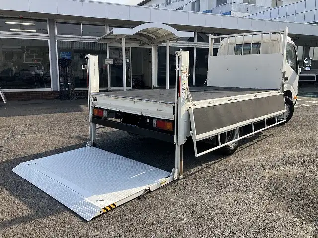トヨタ ダイナ 小型 平ボディ パワーゲート 2SG-XKU645の中古トラック画像6