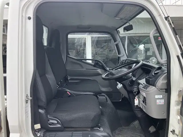 三菱 キャンター 小型 平ボディ TPG-FBA20 H29の中古トラック画像9