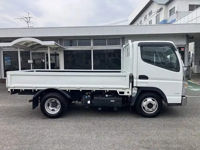 三菱 キャンター 小型 平ボディ TPG-FBA20 H29の中古トラック画像2