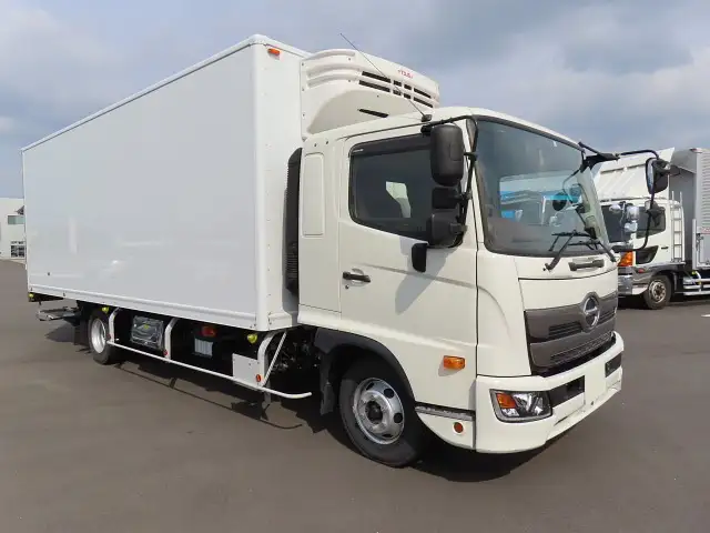 日野 レンジャー 中型/増トン 冷凍冷蔵 低温 パワーゲートの中古トラック画像3