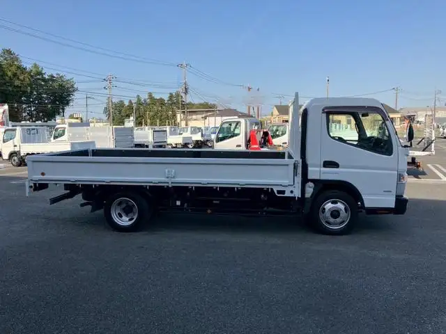 三菱 キャンター 小型 平ボディ  H29の中古トラック画像3