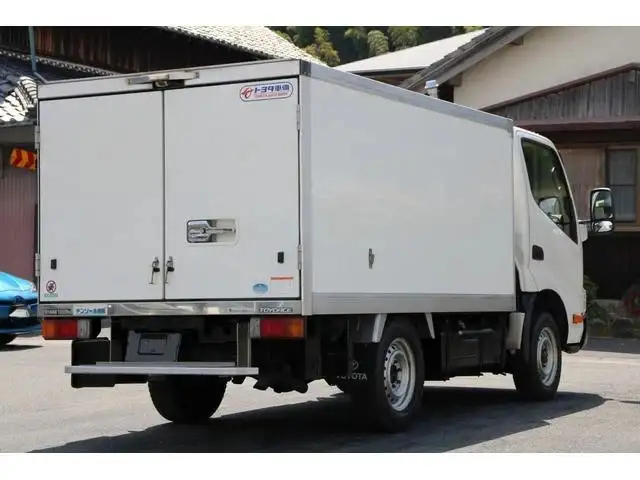 トヨタ トヨエース 小型 冷凍冷蔵 低温 サイドドアの中古トラック画像3